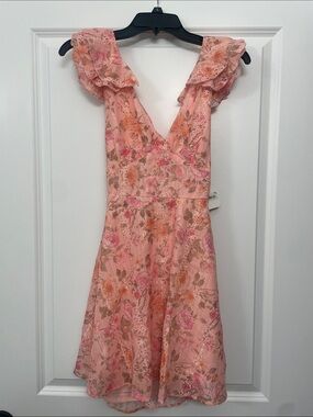 Altar’s State Peach Floral V-Neck Dress with tie back NWT